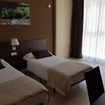 Lemos 3* טריאקסטלה