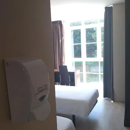 Pension-albergue Lemos Gasthof Tríacastela
