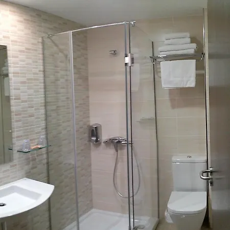 Pension-albergue Lemos 3*