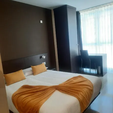 Lemos 3* 特里亚卡斯特拉