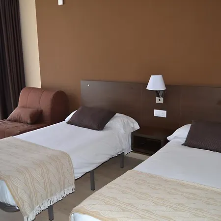 Pension-albergue Lemos Triacastela