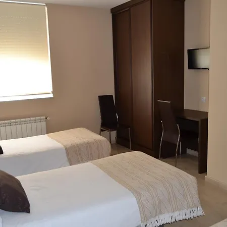 Pension-albergue Lemos 3* Triacastela
