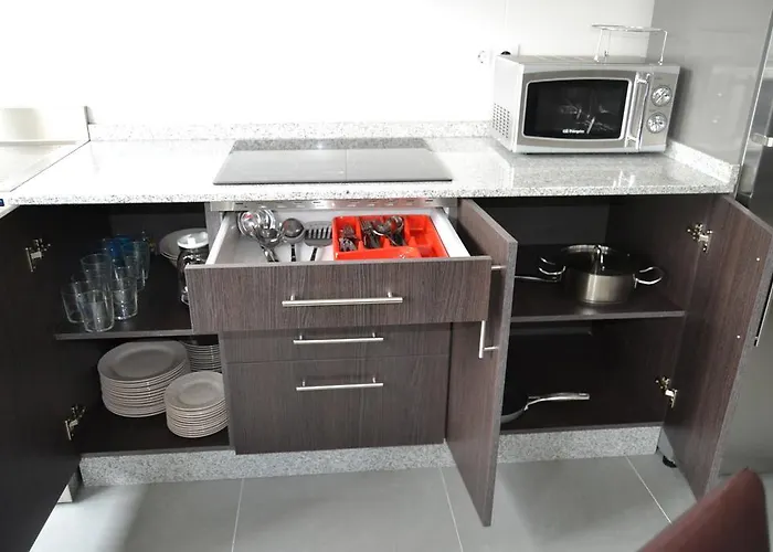 Konukevi Lemos Tríacastela